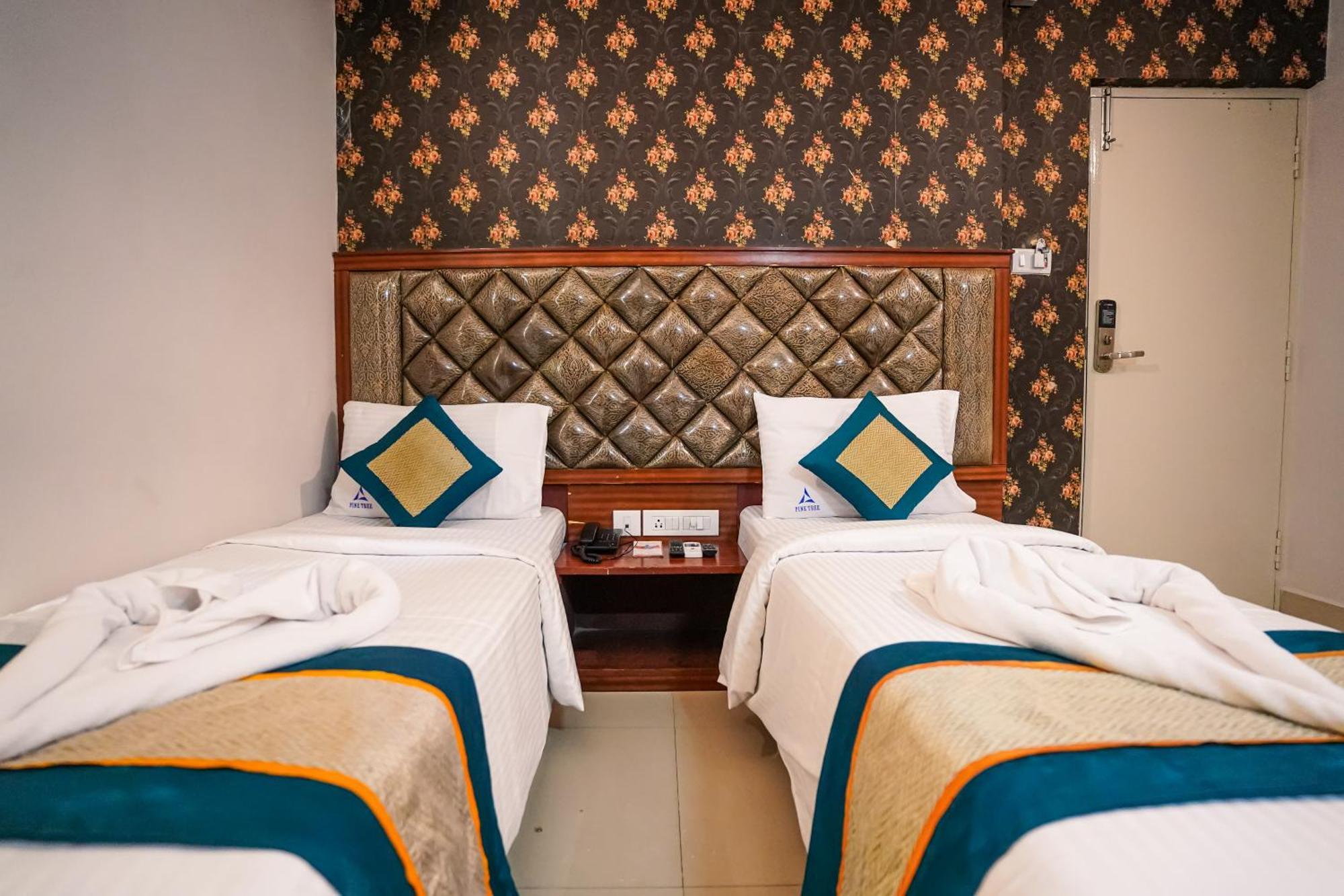 Pine Tree Boutique Hotel Chennai Exterior foto